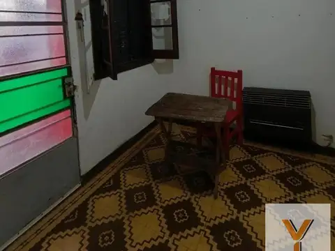 Casa en venta - 3 Dormitorios 1 Baño - Tolosa