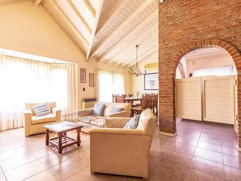 Casa en Venta en Country Club Banco Provincia, USD 180.000