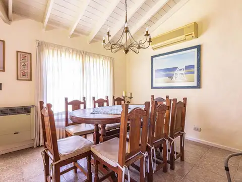 Casa en venta en Country Banco Provincia Francisco Álvarez Moreno