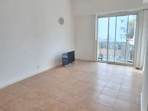 alquiler de departamento 2 ambientes a la calle