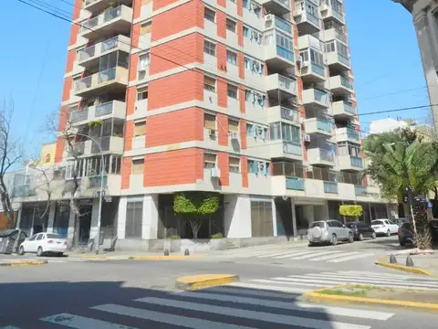 DEPARTAMENTO DE 2 AMBIENTES AL FRENTE CON BALCON