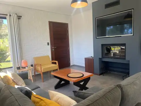 Casa en Venta en Punta Colorada, USD 285.000