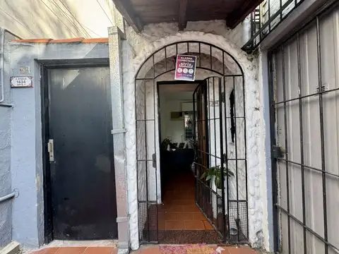 Depto Tipo Casa en Alquiler en Santos Lugares, $ 800.000
