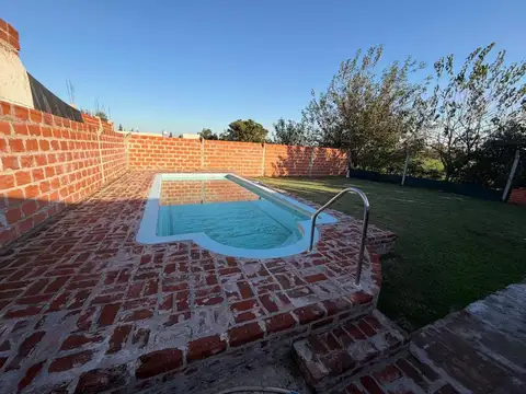 VENTA CASA 4 AMB PB C/ PILETA MAXIMO PAZ CAÑUELAS