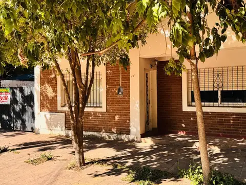 Belgrano entre Bolívar y Gouchón