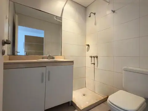 Ayres Lofts, Los Crisantemos 475