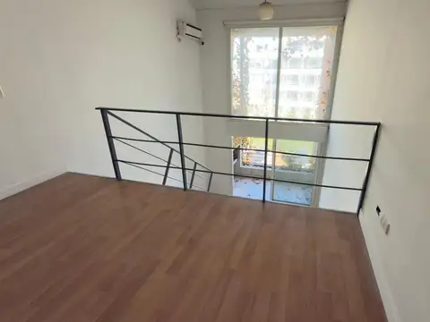 Departamento en Alquiler con 1 cocheras