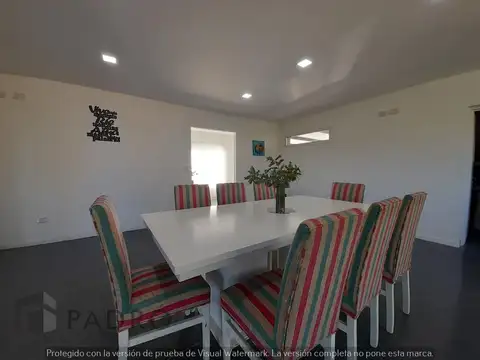 Casa 6 ambientes con 3 baños