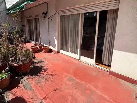 VENTA PH EN BANFIELD CENTRO 5 AMBIENTES CON BALCON