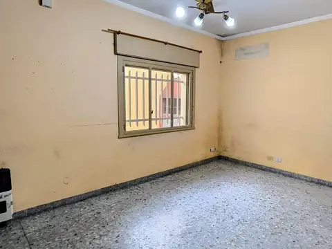 CASA 3 AMBIENTES PARRILLA PATIO TERRAZA