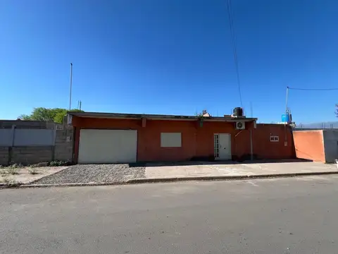 VENDE CASA LA CHACARITA 4 AMBIENTES OPORTUNIDAD