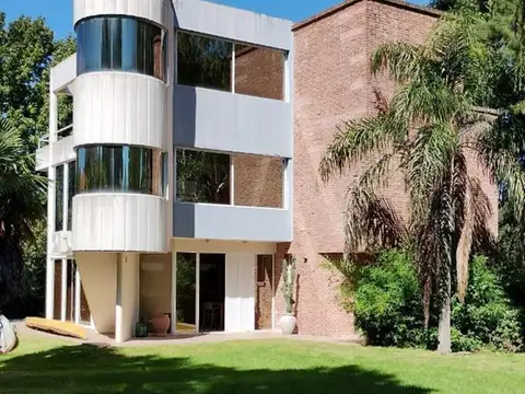 Casa Chalet  en Alquiler en Isla Santa Mónica, Delta, Tigre