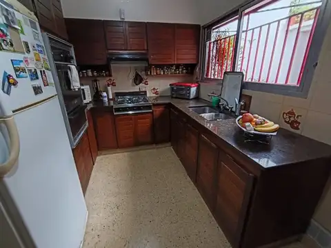 Depto Tipo Casa en Venta con 1 cocheras