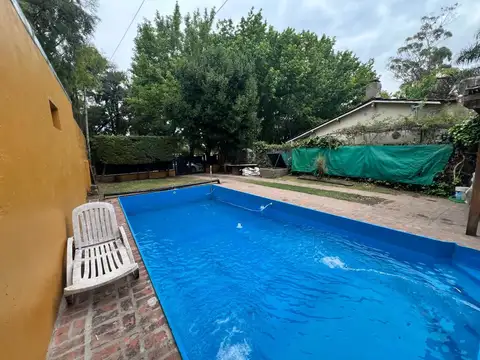 Casa de 3 dormitorios en venta en Villa Elisa, La Plata