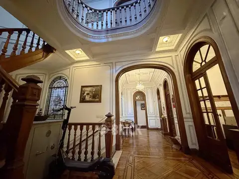 Depto Tipo Casa en Venta de 11 ambientes