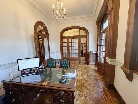 Depto Tipo Casa 11 ambientes con 4 baños