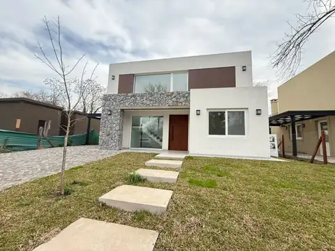 Casa - Venta - Argentina, Ingeniero Pablo Nogués - Av. Olivos 1750