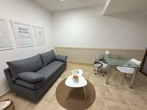 Oficina en Alquiler en Parque Luro, $ 464.000