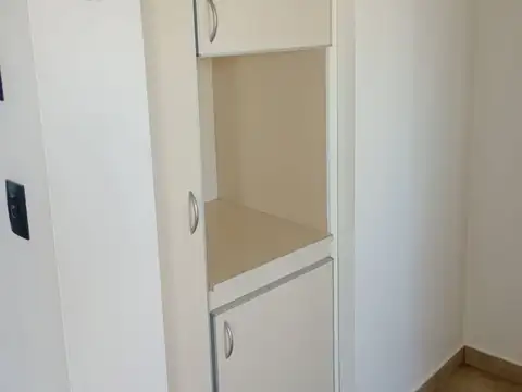 Departamento en Alquiler en Caseros, $ 630.000