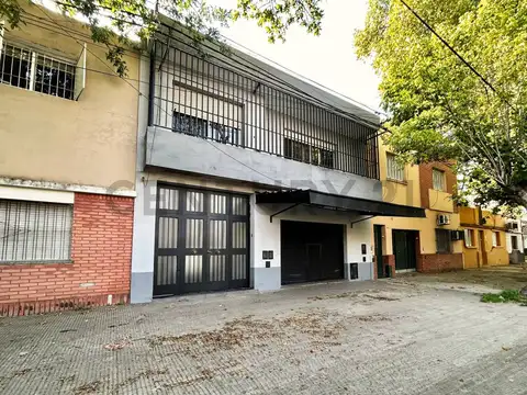 Paraná 800, Piso 0