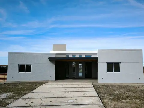 Casa en venta a la laguna en San Sebastián