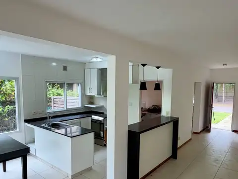 Casa en Venta en La Comarca, USD 285.000
