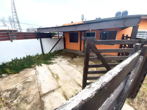 Calle 6 8600, Piso PB