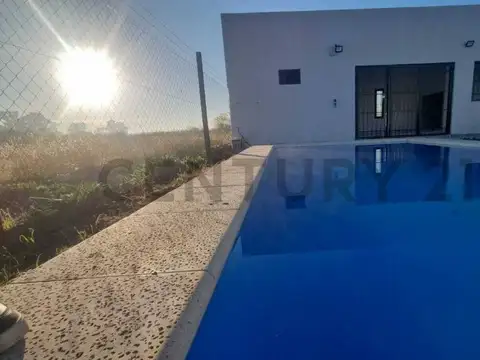 Venta en  Campo Madero -Terreno con Quincho y Piscina - Ibarlucea