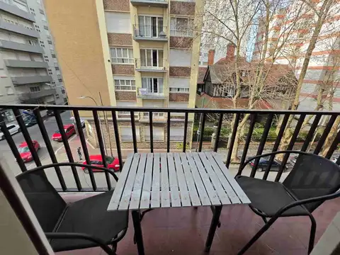 MONOAMBIENTE CON BALCON AL FRENTE ZONA ALDREY