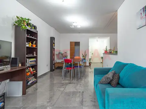 Venta Dpto 2 amb con balcón en  Vicente López