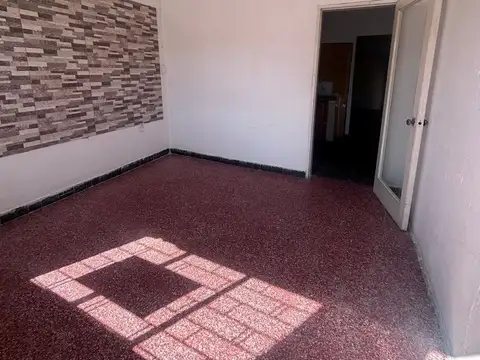 Se alquila apartamento de 2 dormitorios en Pando