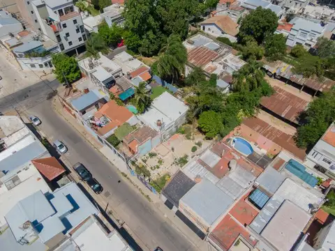 Lote de 264 m2 en Barrio Sur