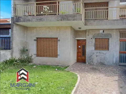 Departamento en Alquiler en Lomas del Mirador, $ 900.000