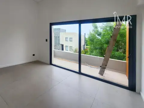 Casa en Venta en Countries y Barrios Cerrados en Pilar, USD 440.000