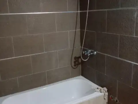 Departamento en Alquiler en José León Suárez, $ 550.000