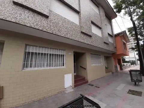 Calle 8 3800, Piso 2
