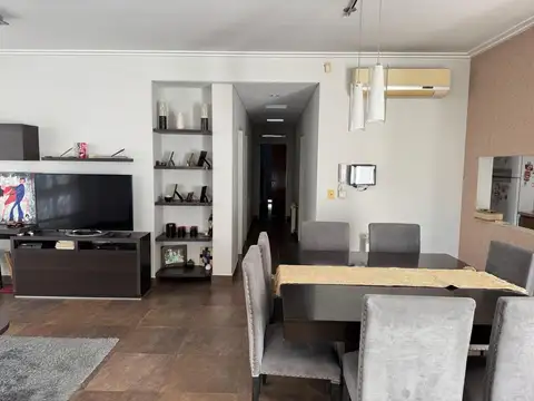 Departamento en Venta de 4 dormitorios