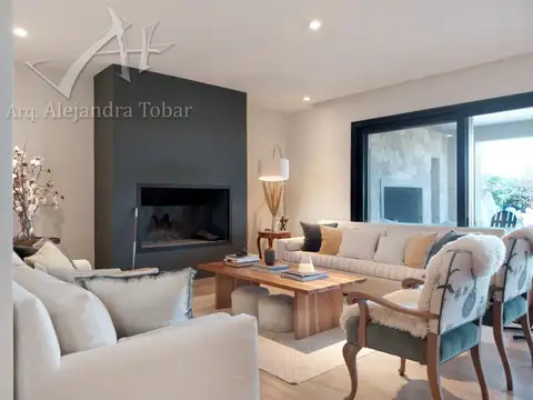 Casa 6 ambientes con 5 baños