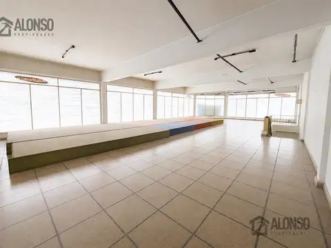 Local en Alquiler en Lanus Oeste, $ 2.500.000