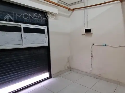 Local en Alquiler en Boulogne, $ 800.000