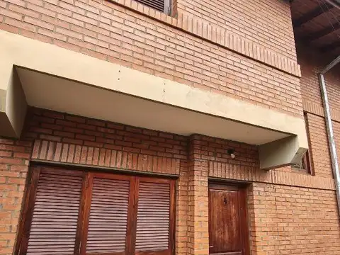 Hermoso  Duplex  2 Dorm c/ Cochera a pasos del Centro