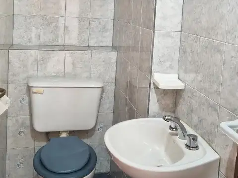 Depto Tipo Casa en Venta con 1 cocheras