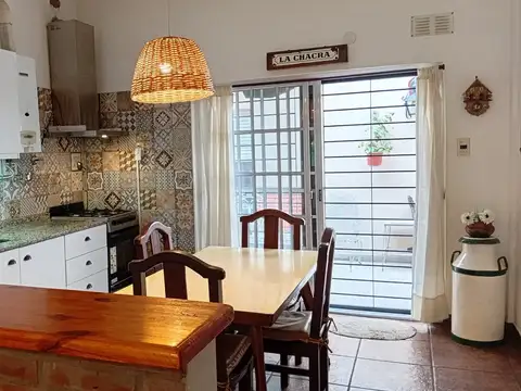 Casa en Venta con 1 cochera