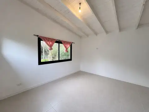 Casa 2 ambientes con 1 baño