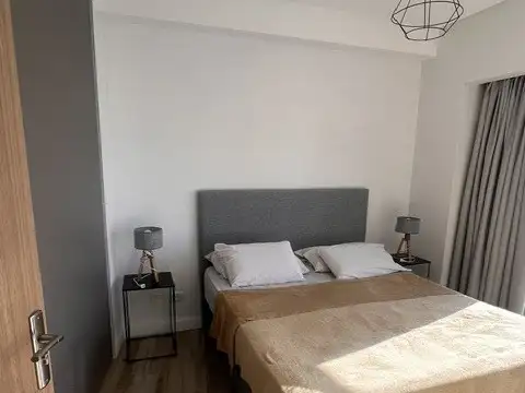 Departamento en Alquiler Temporal con 1 cocheras