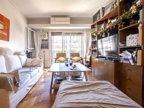 Excelente departamento 5 ambientes + dependencia Recoleta