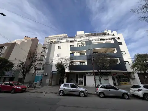 Departamento en Venta en General Paz, USD 165.000