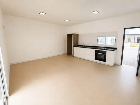 DUPLEX EN  VENTA EN BARRIO NORTE 1, PATIO AMPLIO FINANCIADO