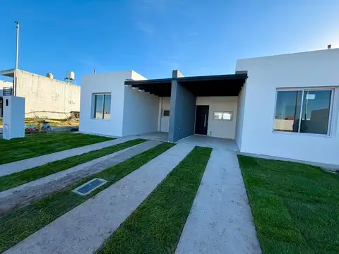 DUPLEX EN  VENTA EN BARRIO NORTE 1, PATIO AMPLIO FINANCIADO
