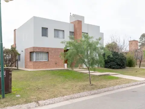 Casa en Venta en Viejo Algarrobo, Countries y Barrios Cerrados en Cordoba Capital